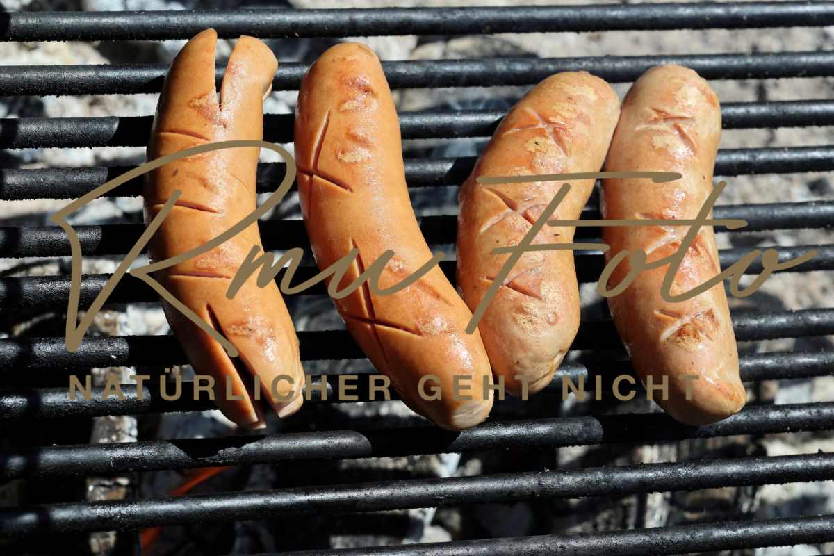 2P1A0026 Wurst Grillen 25