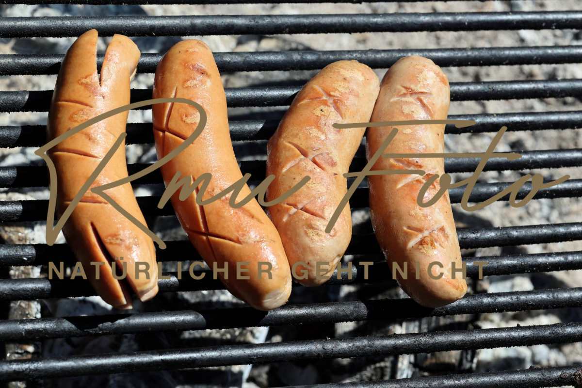 2P1A0029 Wurst Grillen 25